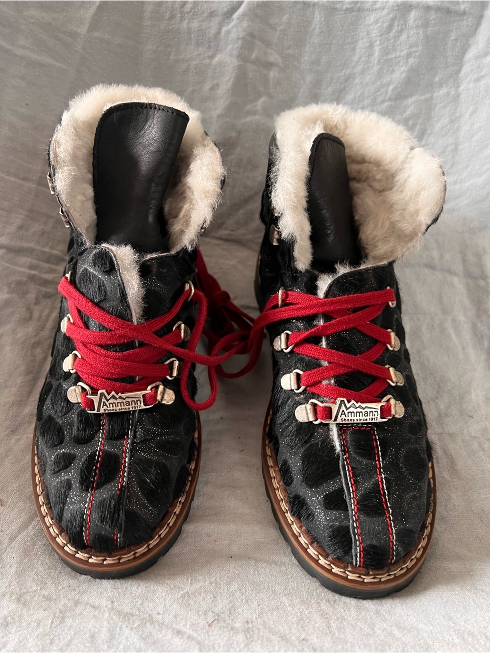 Amman Swiss brand Fur-Trimmed Leather with sheepskin lining